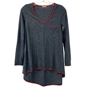 Honey Punch Women’s V-Neck Long Sleeve Top Hi-Low Stitched Trim Blue/Red S